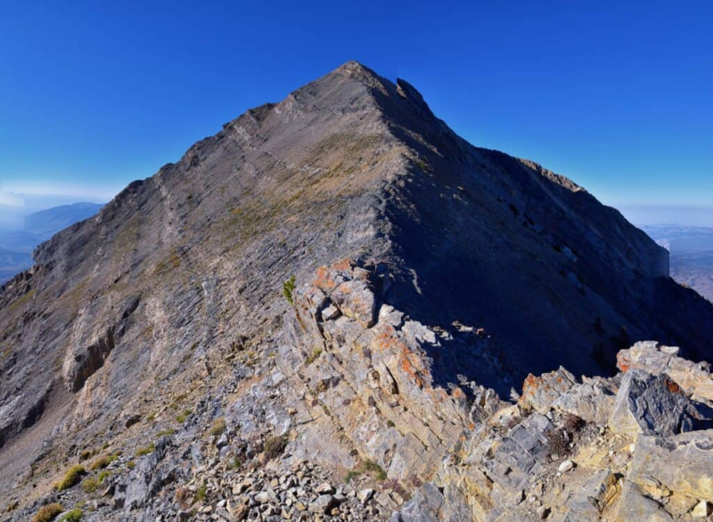   Puncak Gunung Nebo