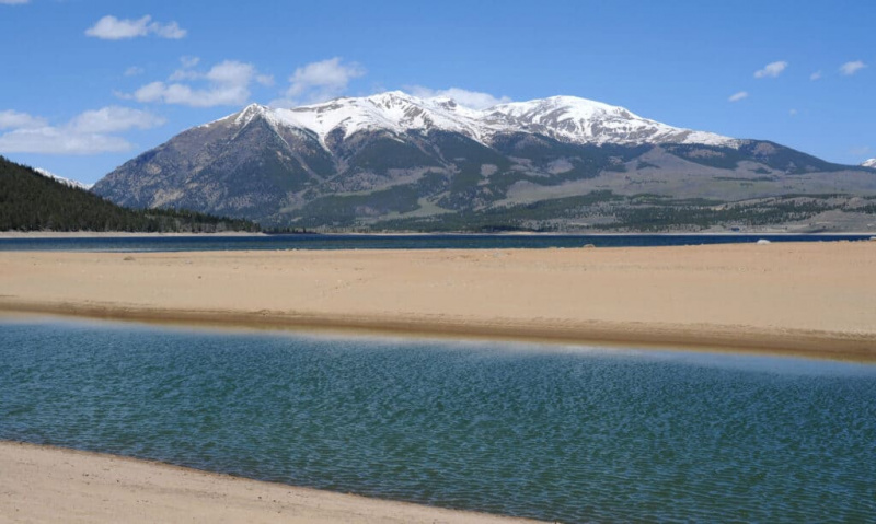Aký je najvyšší vrch v Rocky Mountains?
