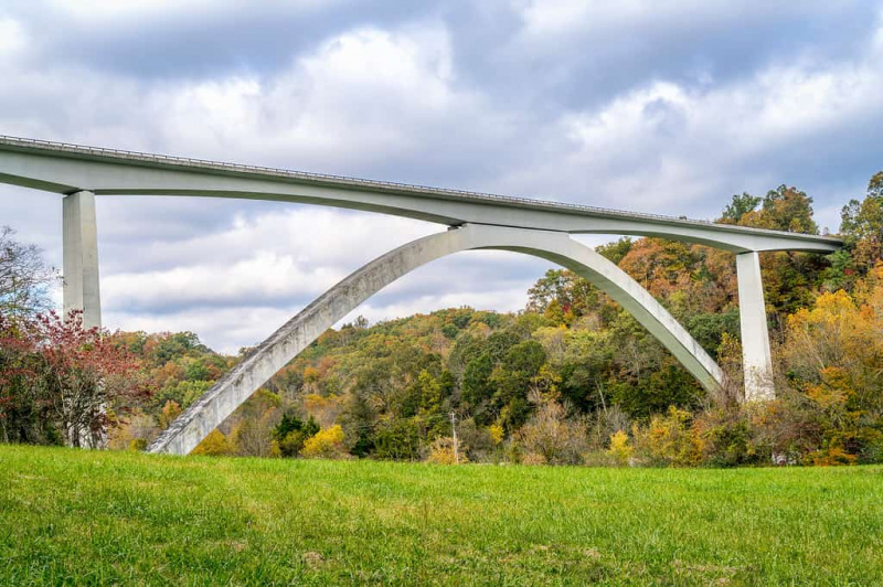 Découvrez le pont le plus long du Tennessee - Un monstre de 1 572 pieds