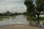 Lumilikha ang Monsoon ng Toxic Floodwater