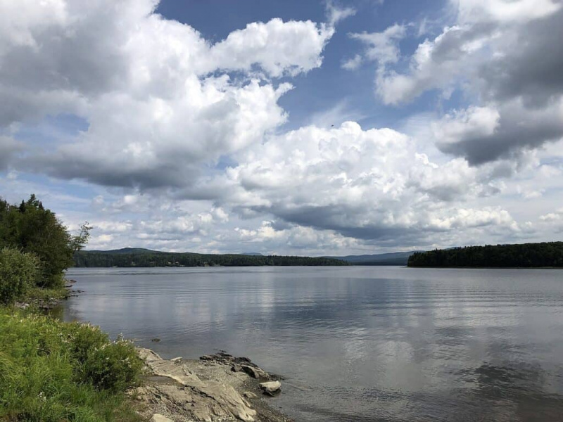   Jezero Connecticut