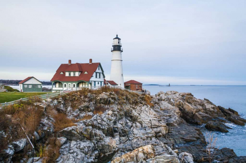   Glavna luč Portland - zaliv Casco v zalivu Maine.