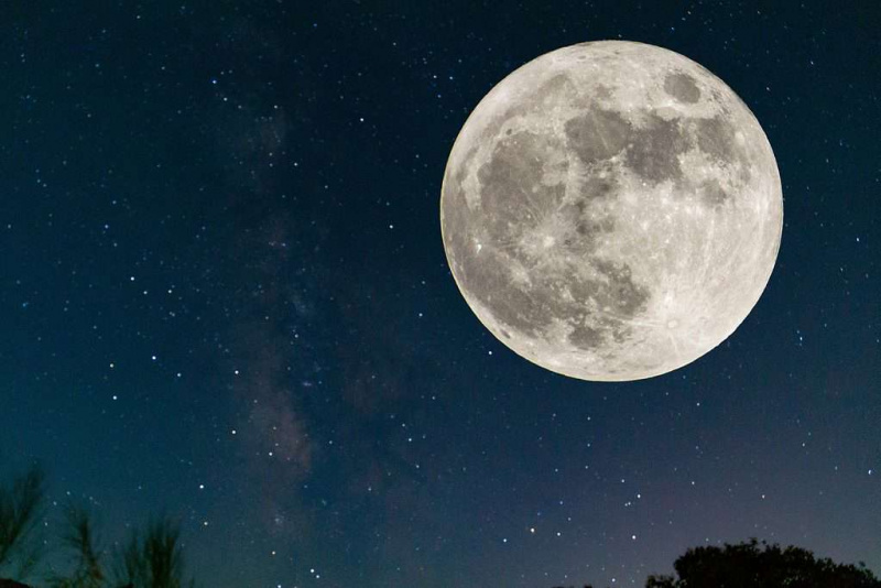   Пун Месец и Звезде